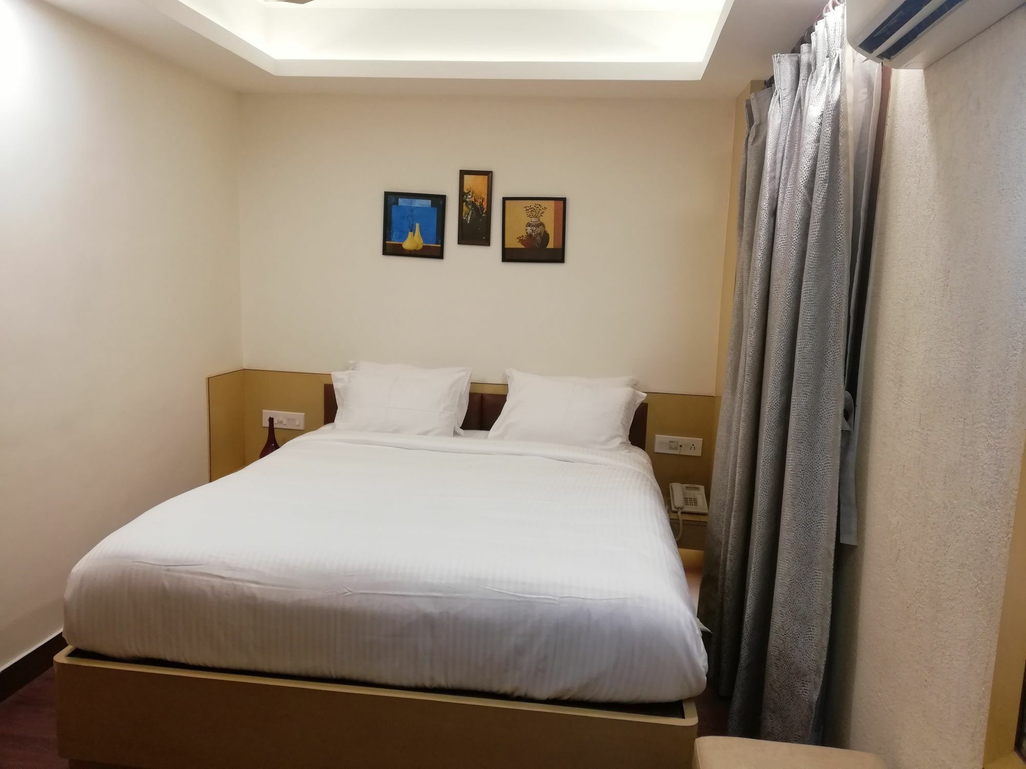 Emirates 2* Kolkata