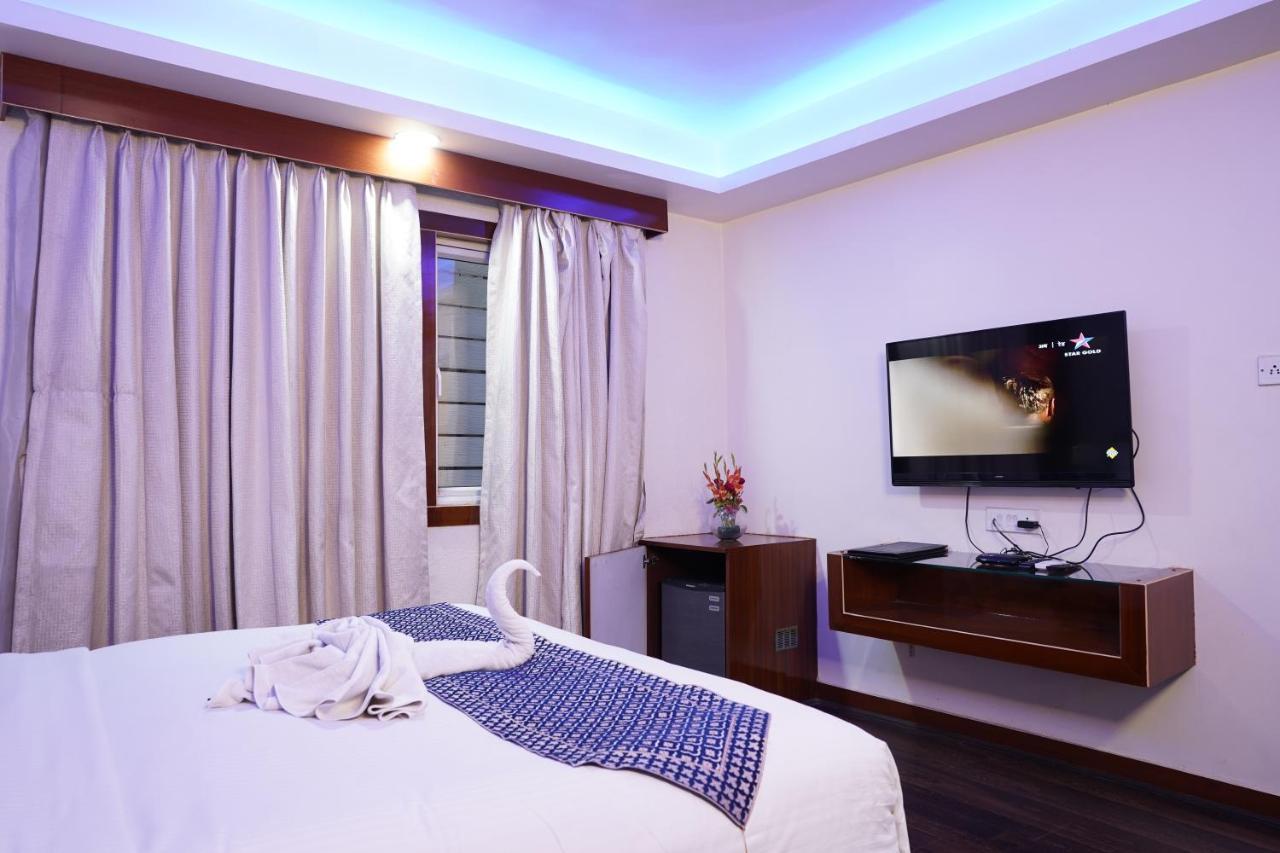 Hotel Emirates Kolkata