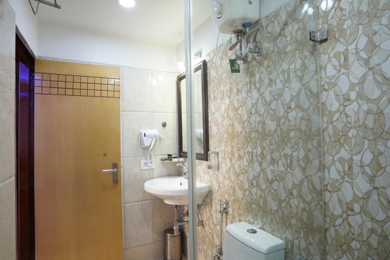 Hotel Emirates Kolkata