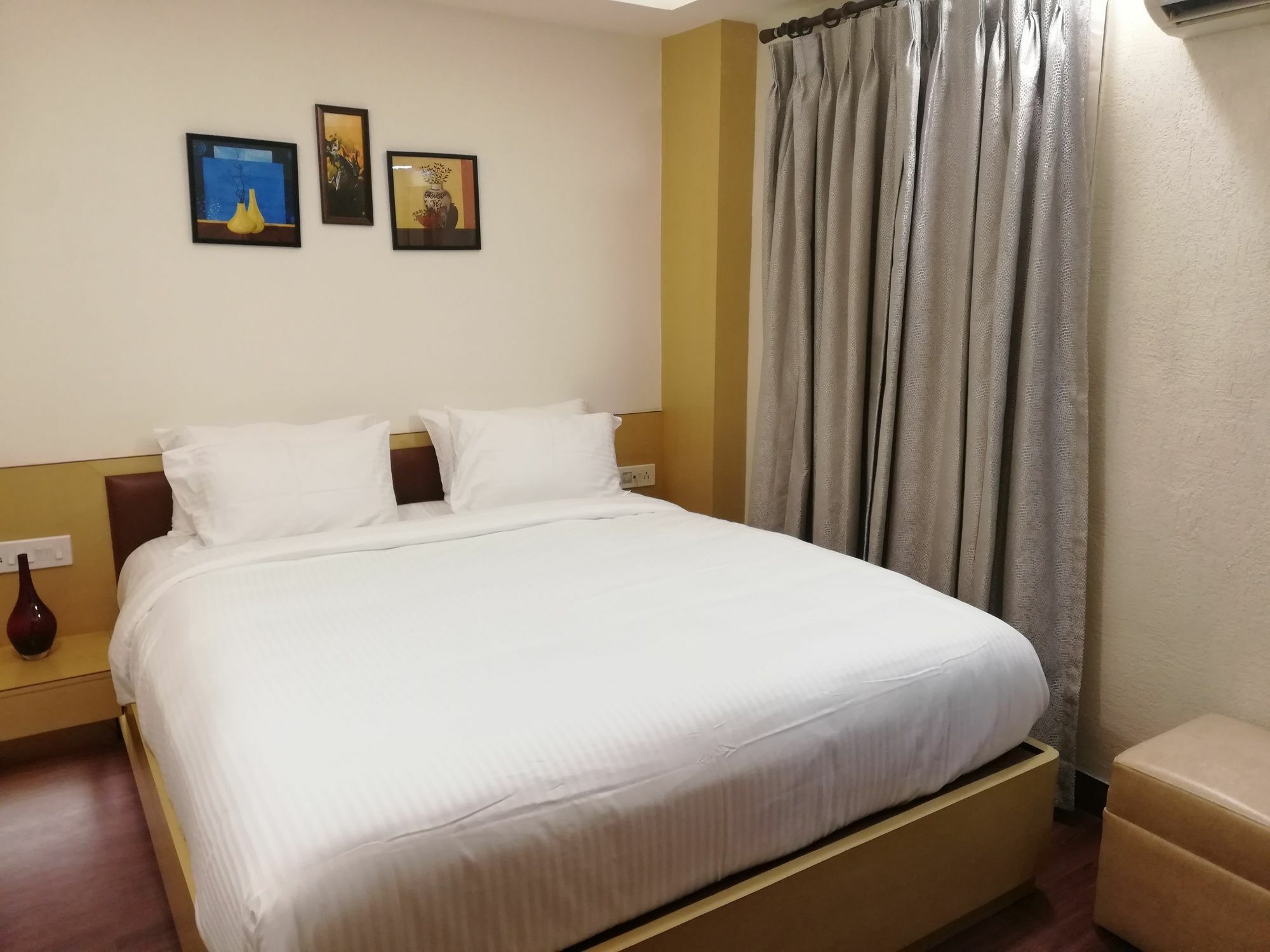 Emirates 2* Kolkata