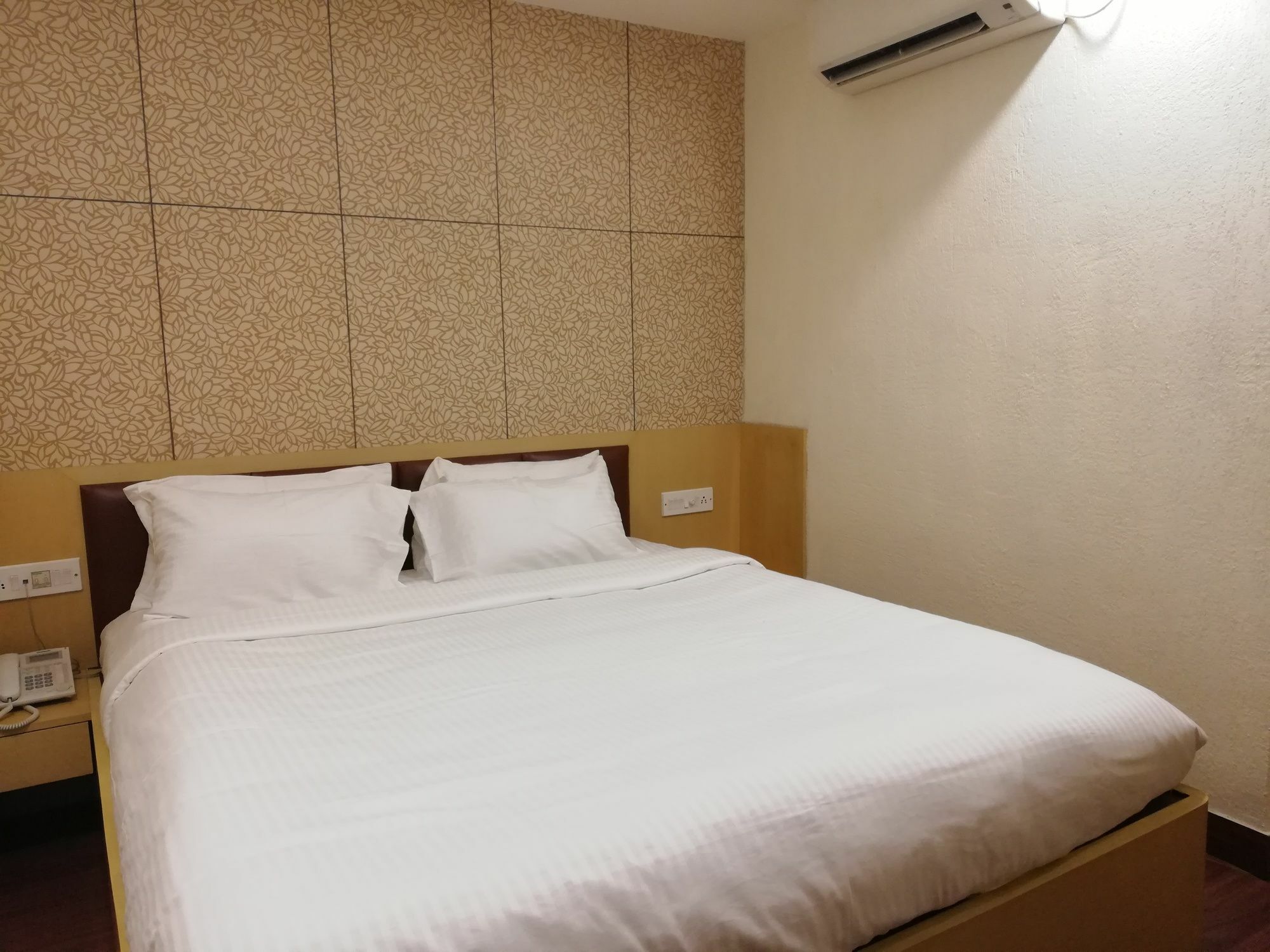 Emirates Hotel
