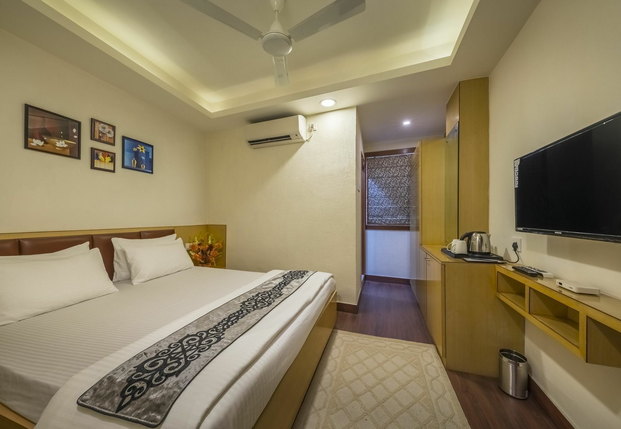 Emirates Kolkata